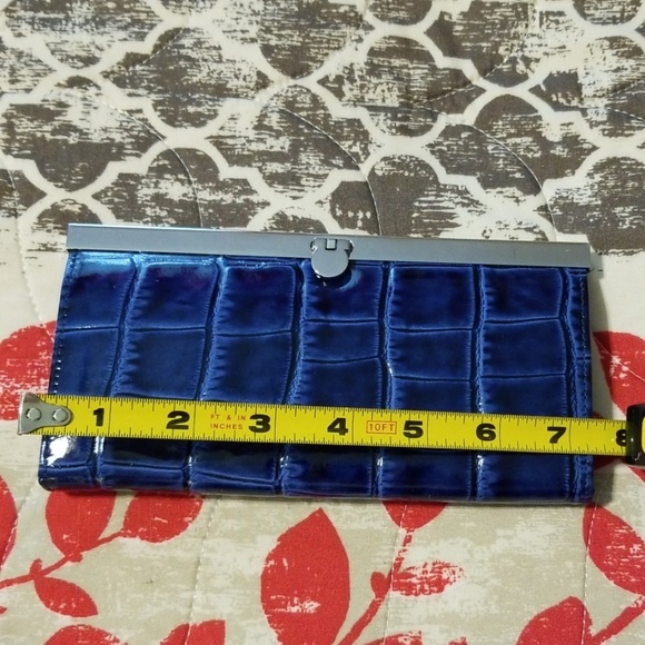 Wallet - Picture 3 of 5